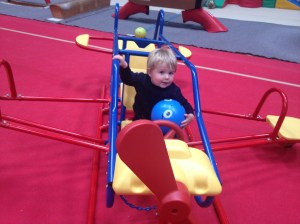 play gym aeroplane