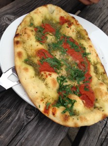 garlic and tomato bread